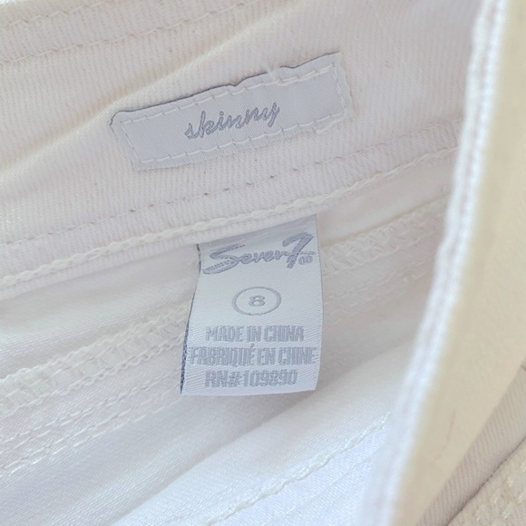 🤍SEVEN 🤍skinny crop jeans in size 8. 👖Brand new. Never worn. - Picture 8 of 9